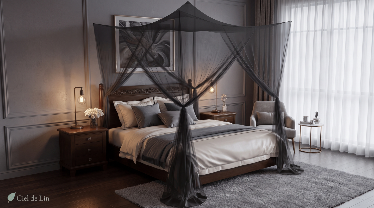 Ciel de lit noir baldaquin quatre coins dans une chambre ado moderne et épurée