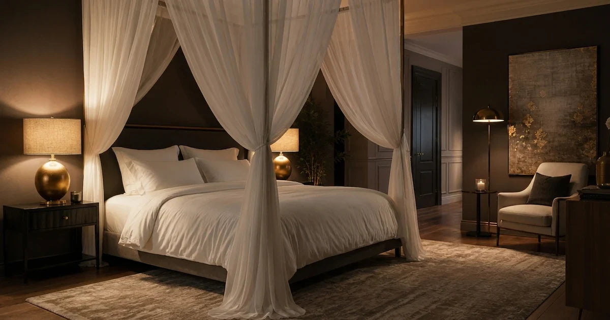 Lit à baldaquin chambre élégante et majestueuse – Ciel de Lin