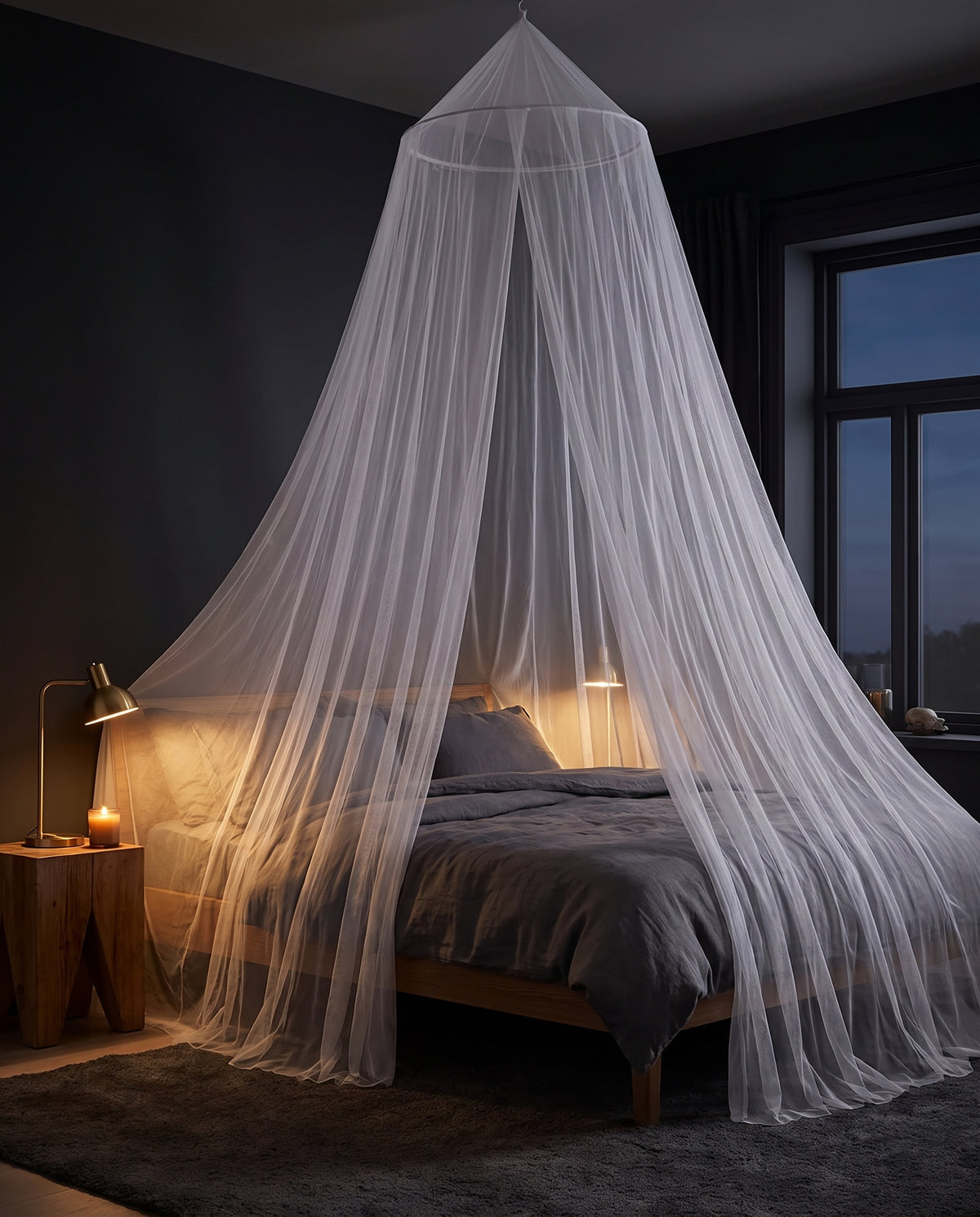 Ciel de lit dôme conique blanc - Ambiance chambre cocooning en soirée