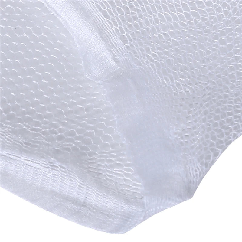 Gros plan tissu filet polyester plié - moustiquaire bébé dôme blanc